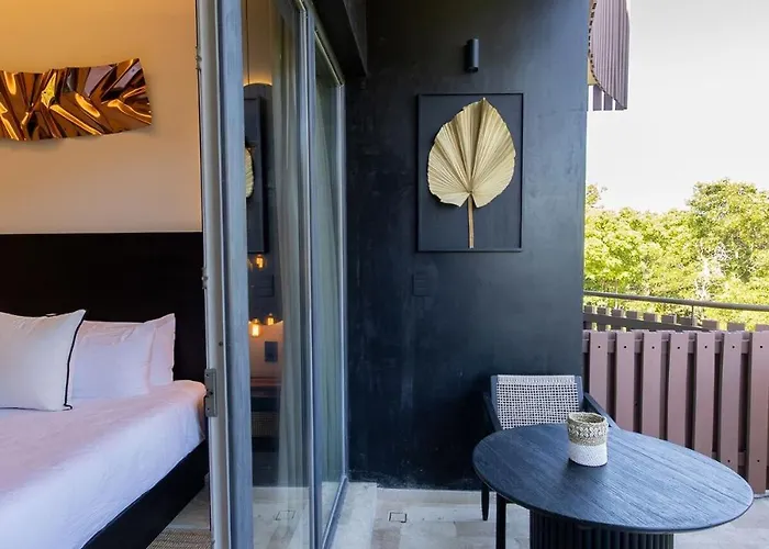 Apartment Art House - Filtered Water & 2 Free Clubs Zone *