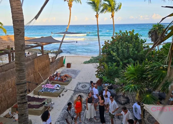 Art House - Filtered Water & 2 Free Clubs Zone * Tulum