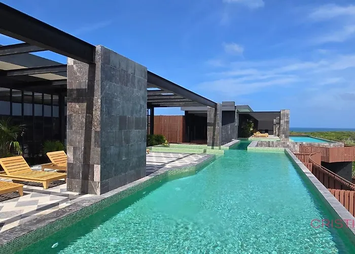 Art House - Filtered Water & 2 Free Clubs Zone * Tulum