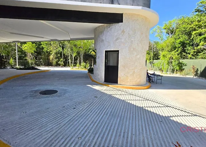 Apartment Art House - Filtered Water & 2 Free Clubs Zone