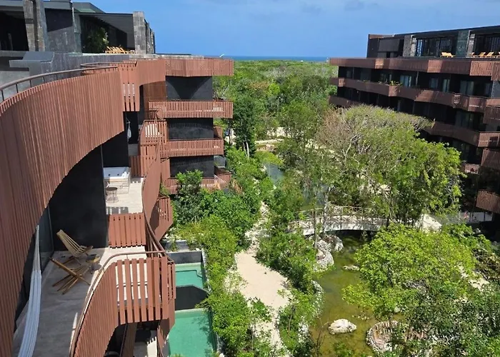 Art House - Filtered Water & 2 Free Clubs Zone * Tulum
