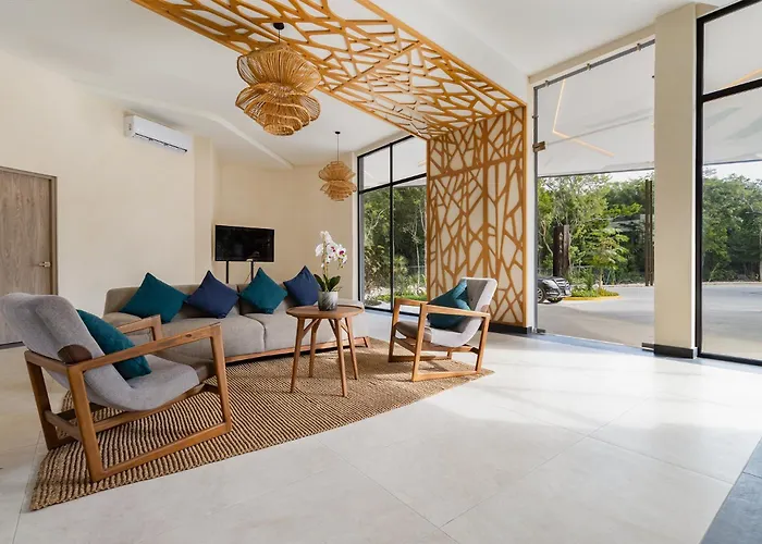 Art House - Filtered Water & 2 Free Clubs Zone Apartment