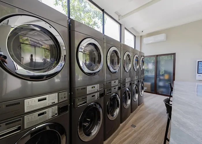 Art House - Filtered Water & 2 Free Clubs Zone Apartment *